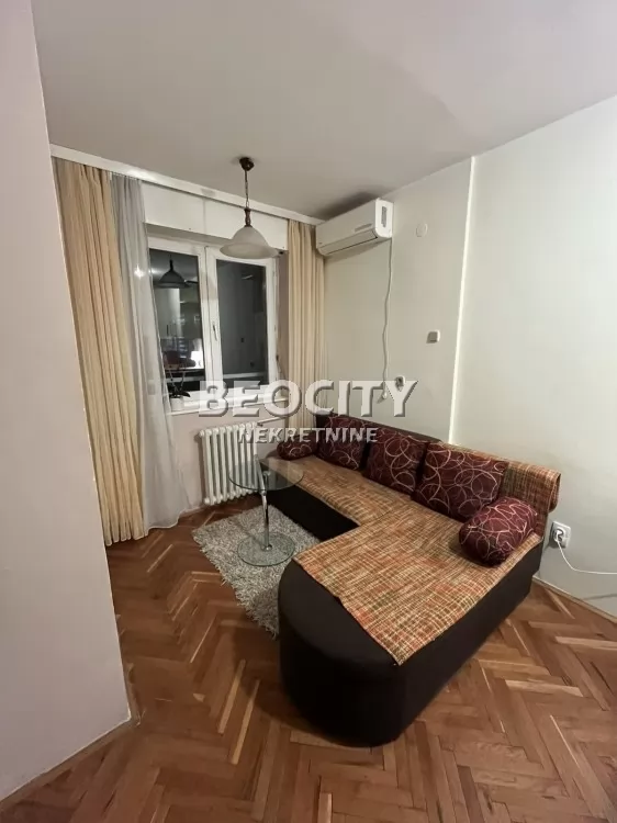 Dvosoban stan, 33 m2, Palilula, Dalmatinska ID: 126429 1