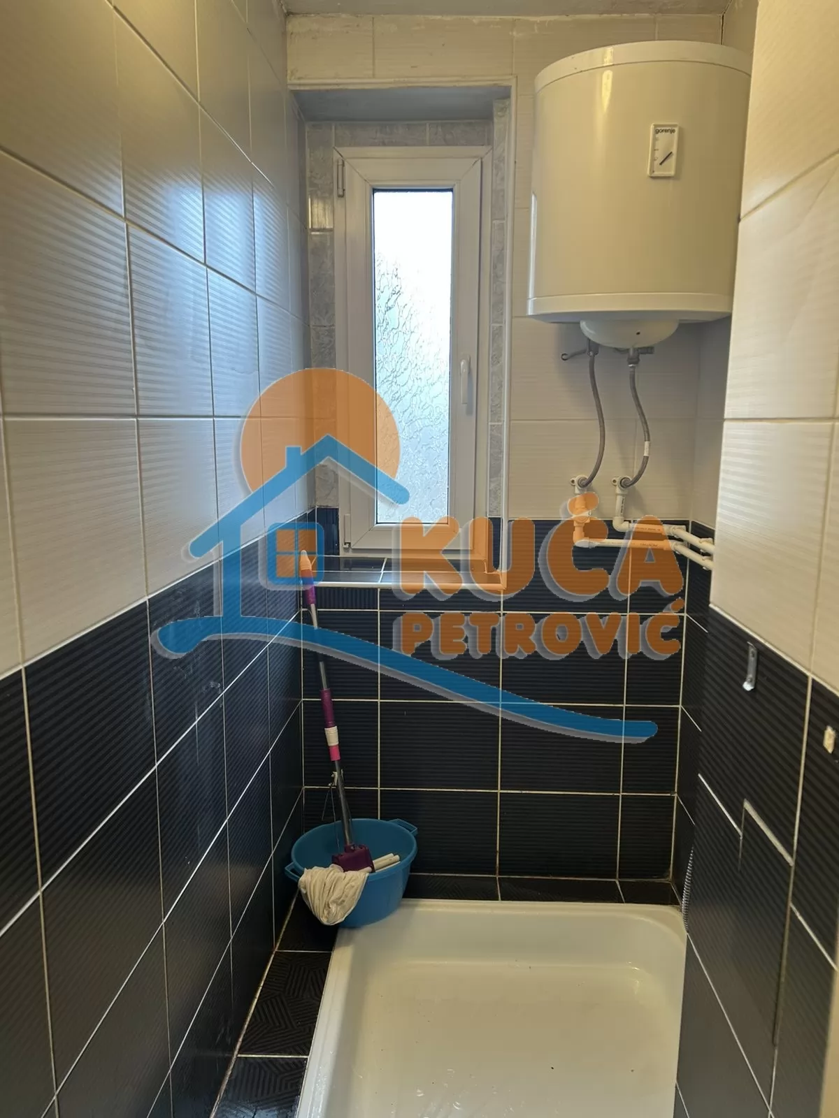 Jednosoban stan, 50 m2, Centar, Nikole Pašića ID: i-015382 18