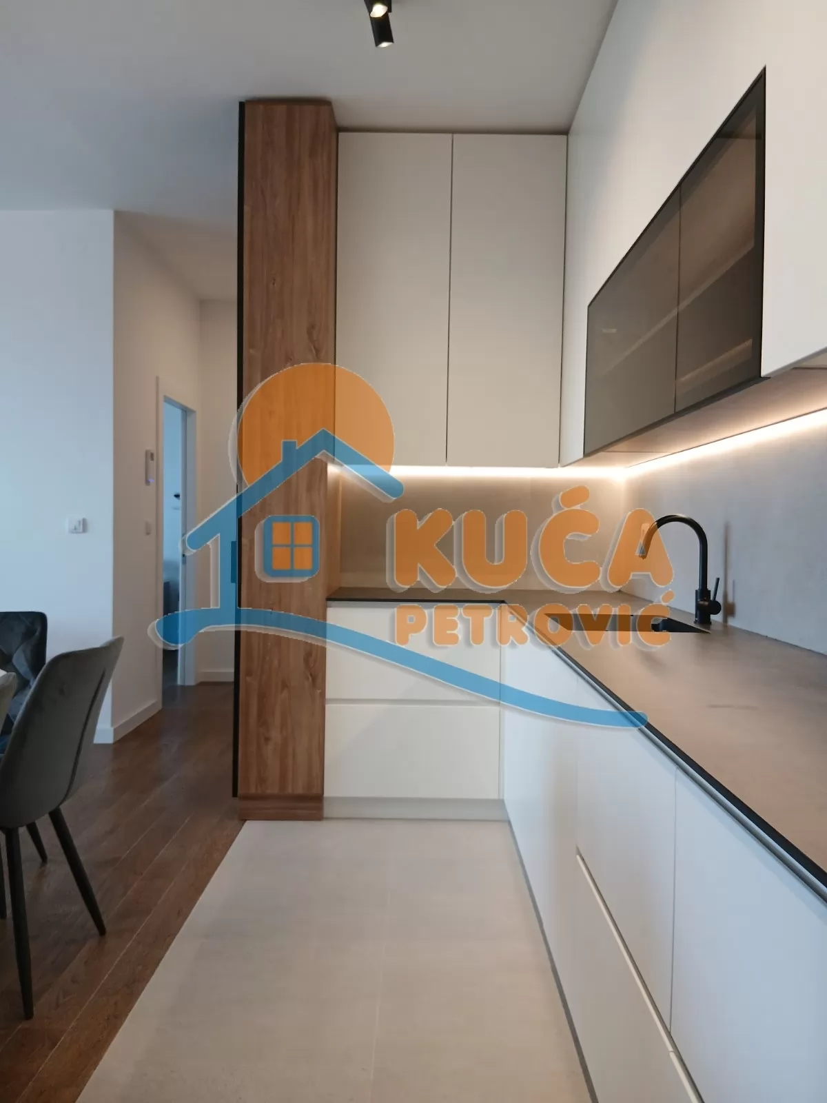 Jednosoban stan, 61 m2, Medijana, Blagoja Parovića ID: i-015375 18