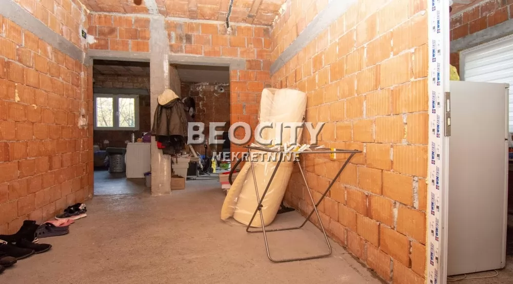 Petosobna kuća, 260 m2, Grocka, Smederevski put ID: 119886 11