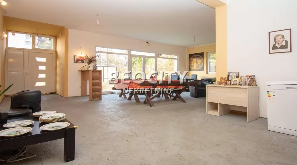 Petosobna kuća, 260 m2, Grocka, Smederevski put ID: 119886 5