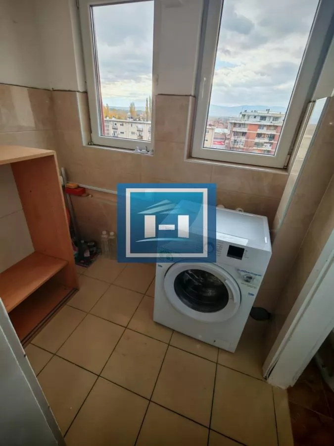 Prodaja dvoiposobnog stana 11