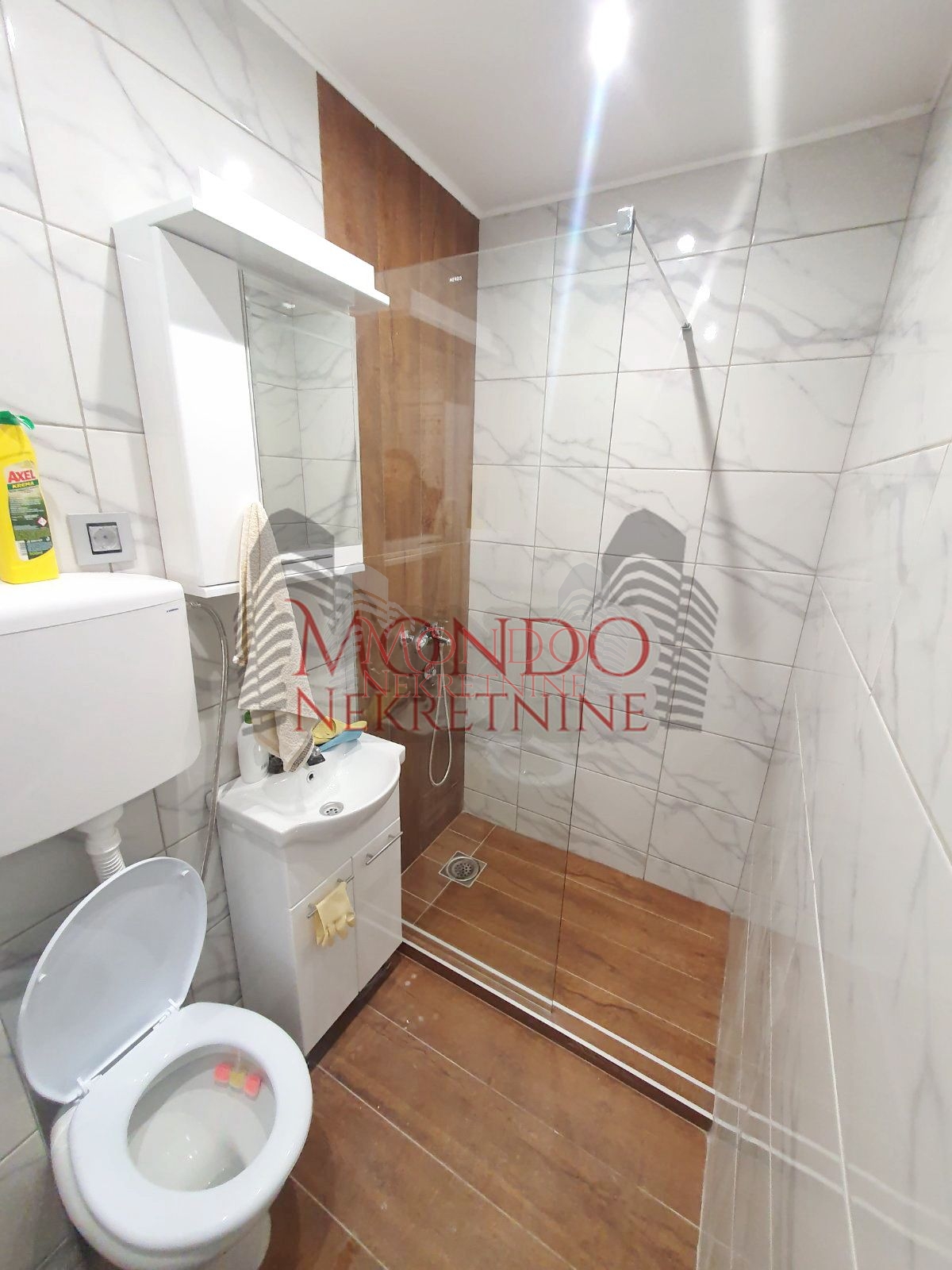 Jednoiposoban renoviran srtan kod Lutkarskog pozorišta 11