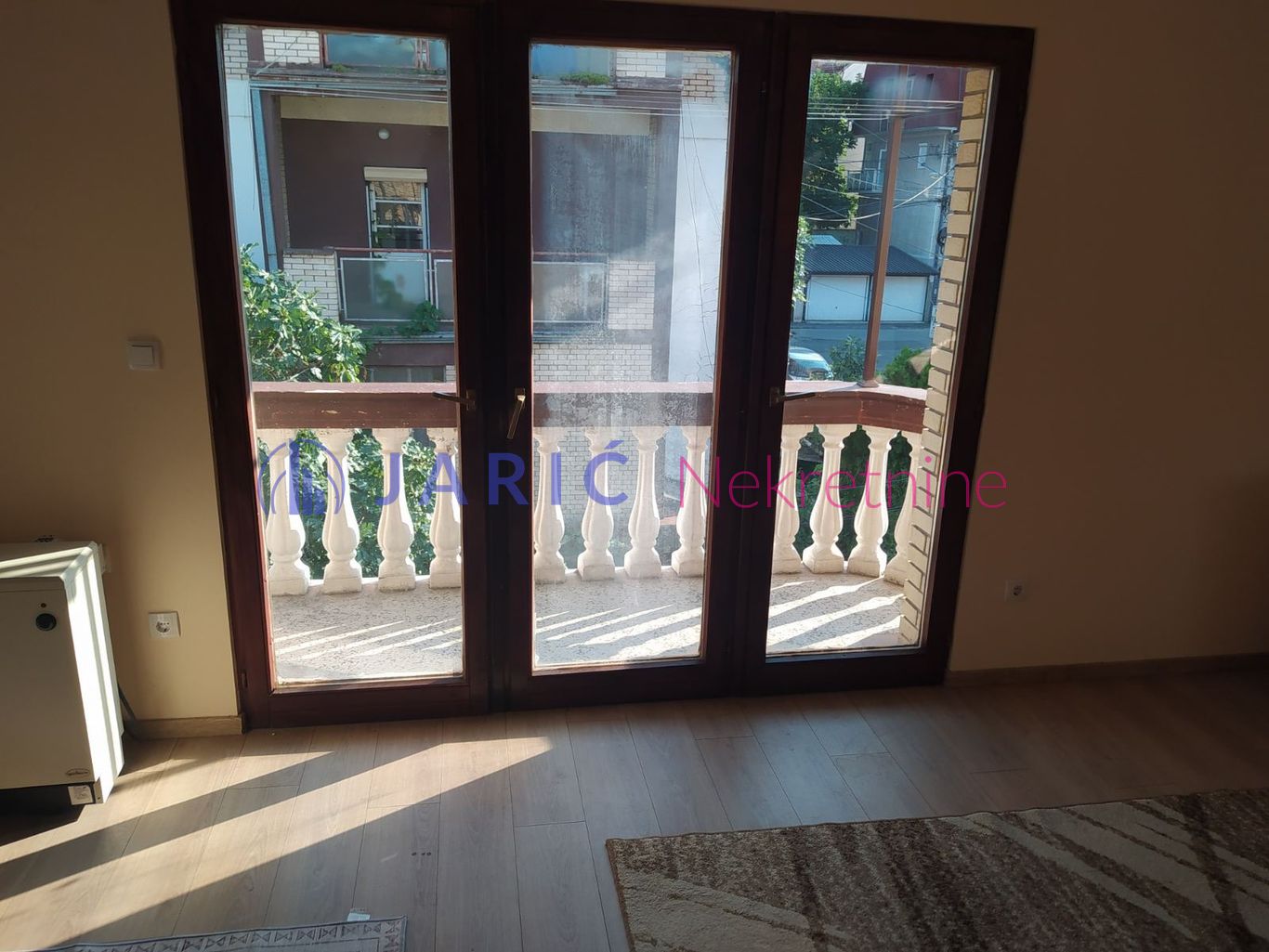 Autokomanda 75m2 3 0 Odlična lokacija 2