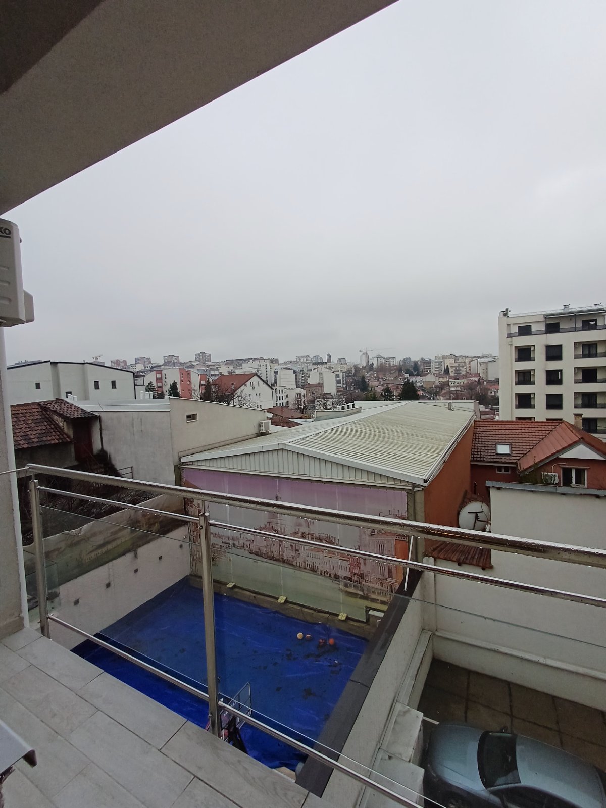 Izdajem 1 5 soban stan u novoj zgradi Bulbulder  Gradska bolnica 5