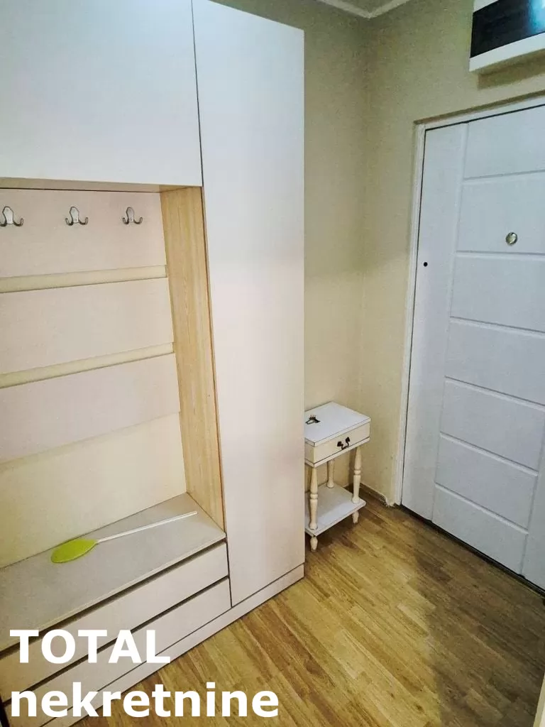 Stan,NOVI SAD,ZELEZNICKA STANICA,kv: 40.00, € 110000, ID: 1101503 9