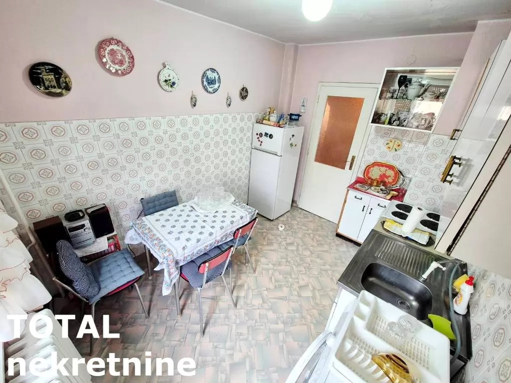 Stan,NOVI SAD,ZELEZNICKA STANICA,kv: 61.00, € 145000, ID: 1101697 7