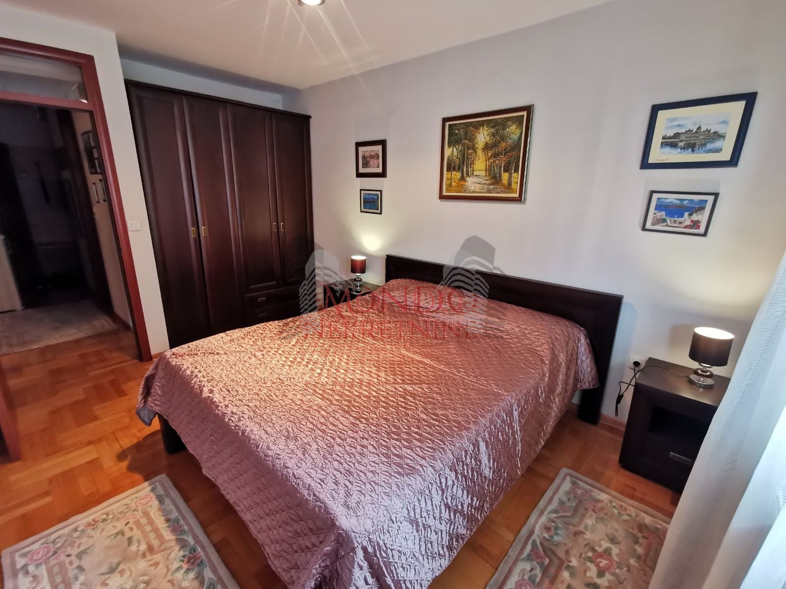 Jednoiposoban stan kod parka Cair, novogradnja, parking 7