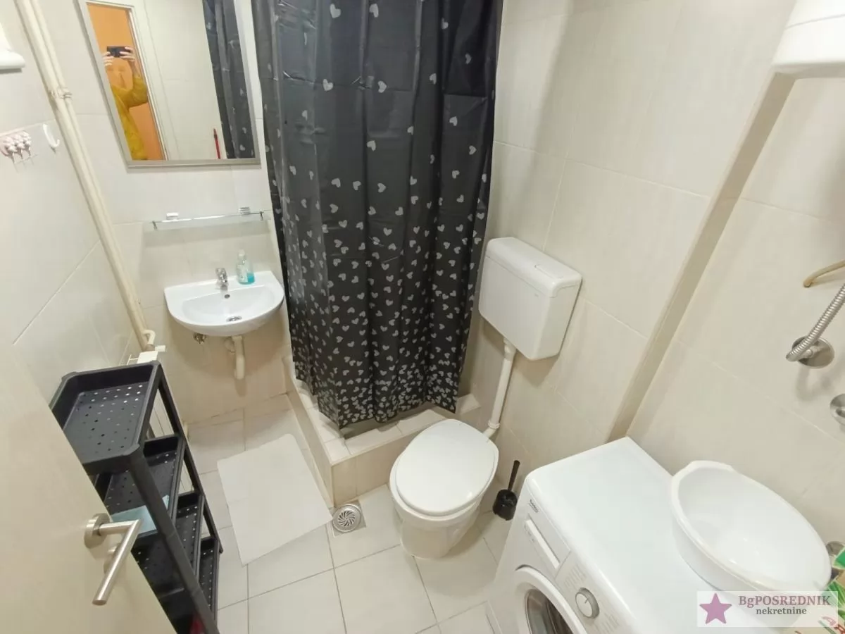 Zvezdara, Đeram pijaca, Marka Oreškovića, 54m2 9