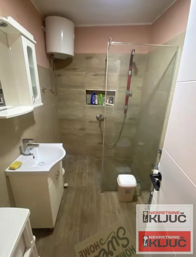 CENTAR-STARI GRAD, 26m2, Garsonjera, Nameštena 6