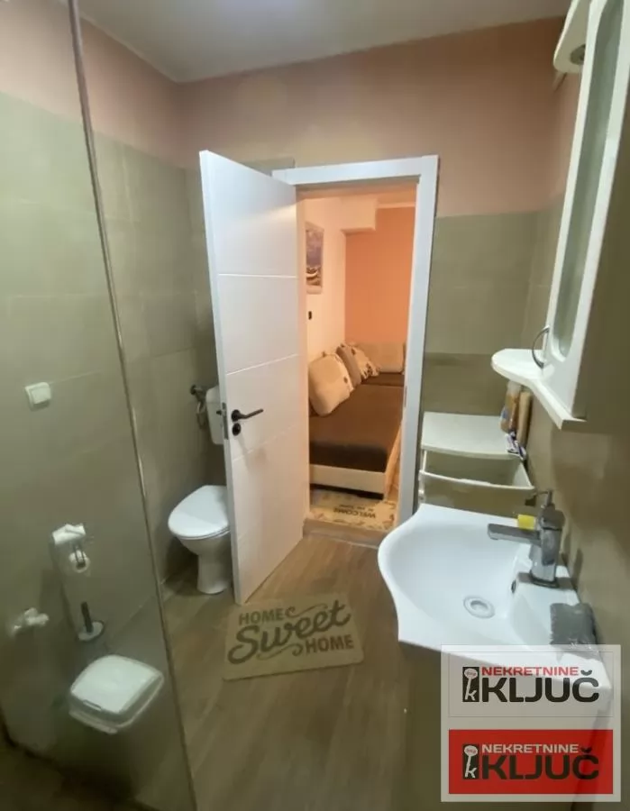 CENTAR-STARI GRAD, 26m2, Garsonjera, Nameštena 7