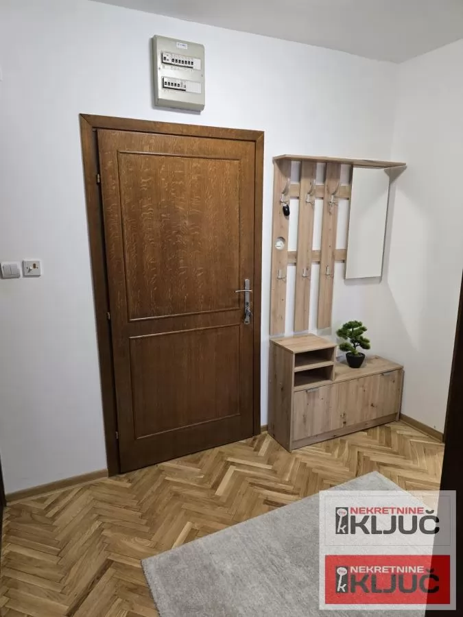 DETELINARA-DVOSOBAN,RENOVIRAN STAN 11