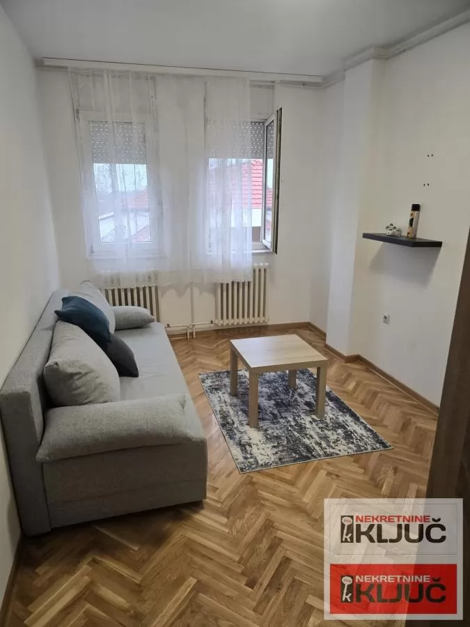 DETELINARA-DVOSOBAN,RENOVIRAN STAN 4