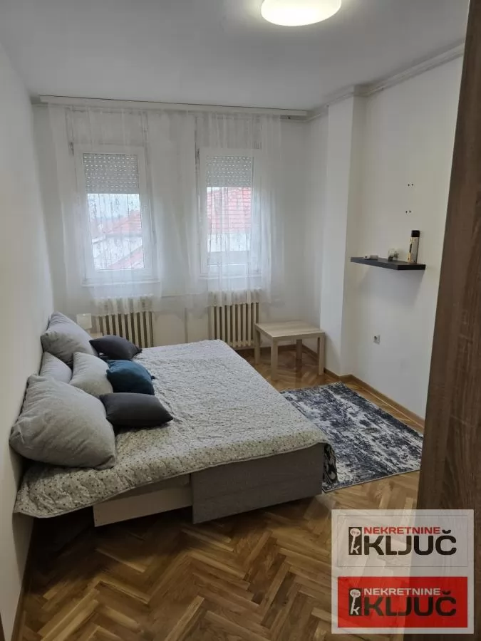 DETELINARA-DVOSOBAN,RENOVIRAN STAN 5