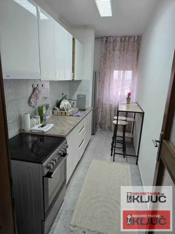 DETELINARA-DVOSOBAN,RENOVIRAN STAN 7