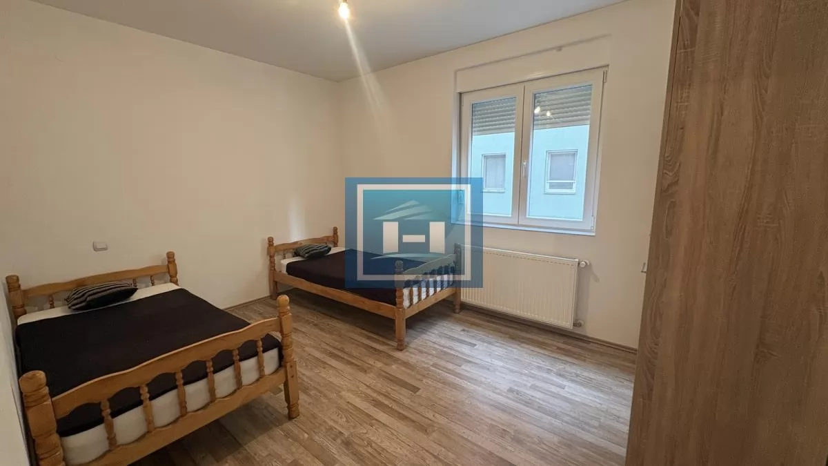 Odličan stan u širem centru – 41 m², prvi sprat, zgrada sa liftom 6