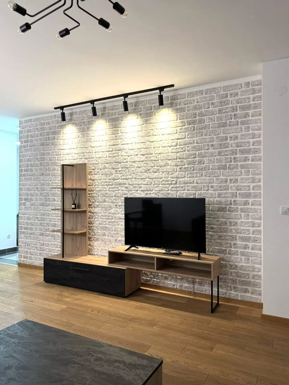 Stan,NOVI SAD,TELEP,kv: 98, € 800, ID: 9101901 1