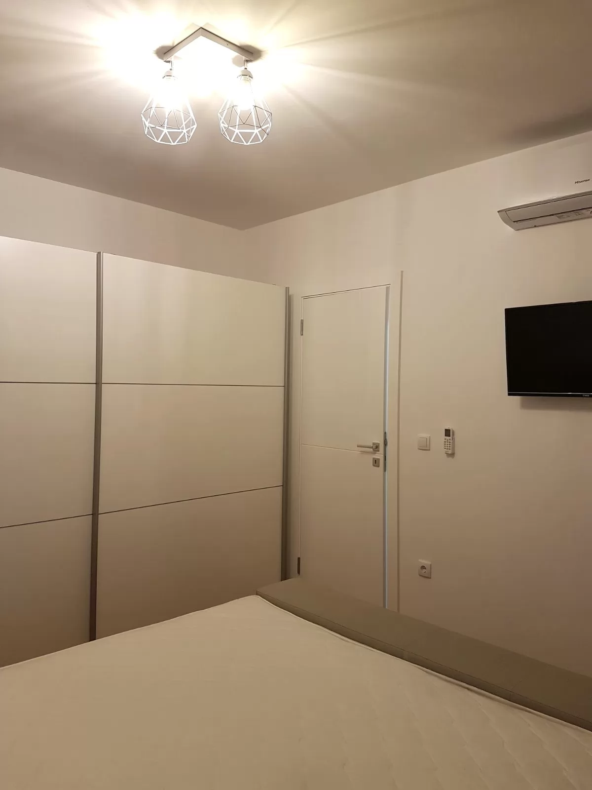 Stan,NOVI SAD,TELEP,kv: 98, € 800, ID: 9101901 8