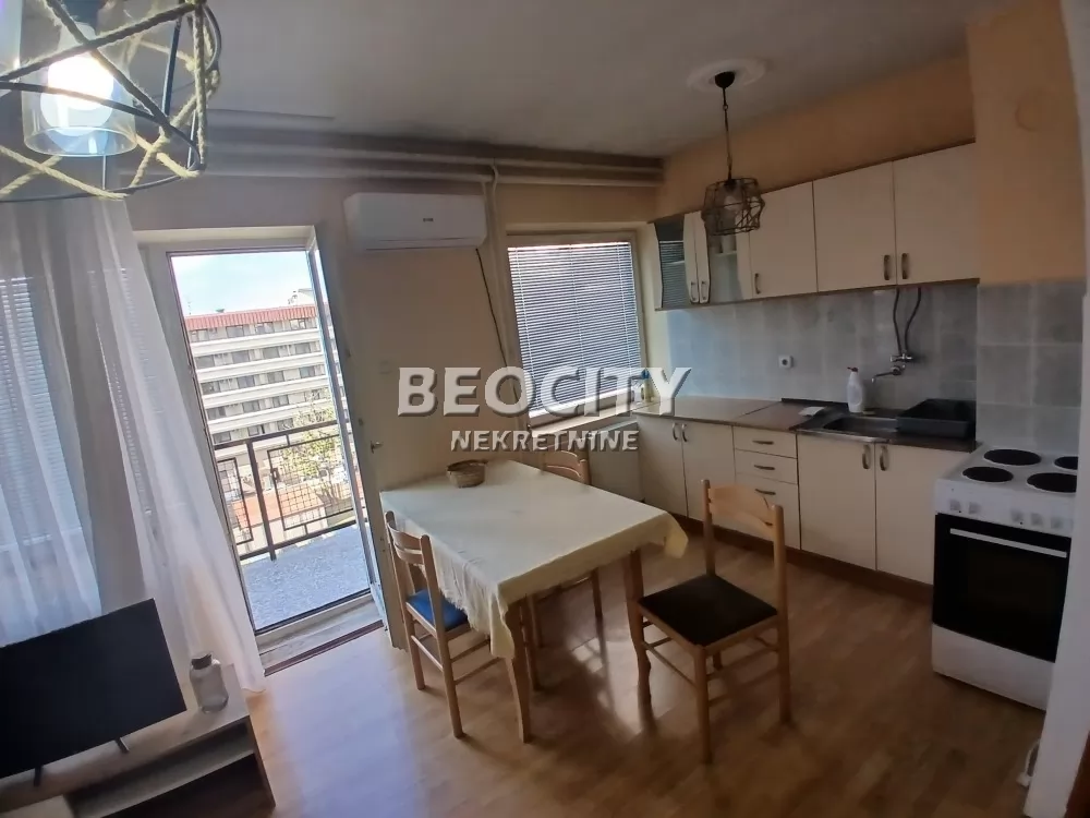 Trosoban stan, 70 m2, Banatić, Gagarinova ID: 126574 2