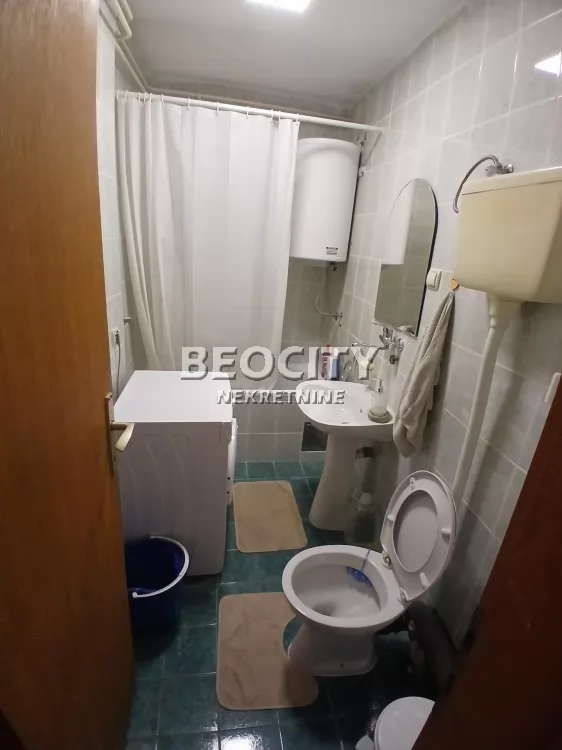 Trosoban stan, 70 m2, Banatić, Gagarinova ID: 126574 3