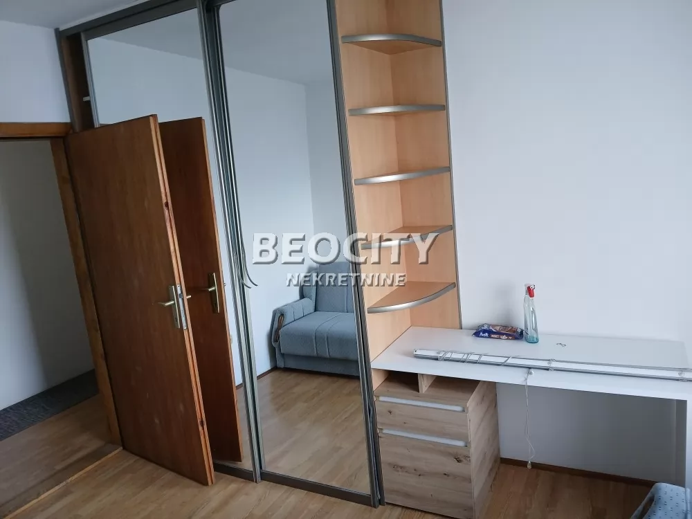 Trosoban stan, 70 m2, Banatić, Gagarinova ID: 126574 8