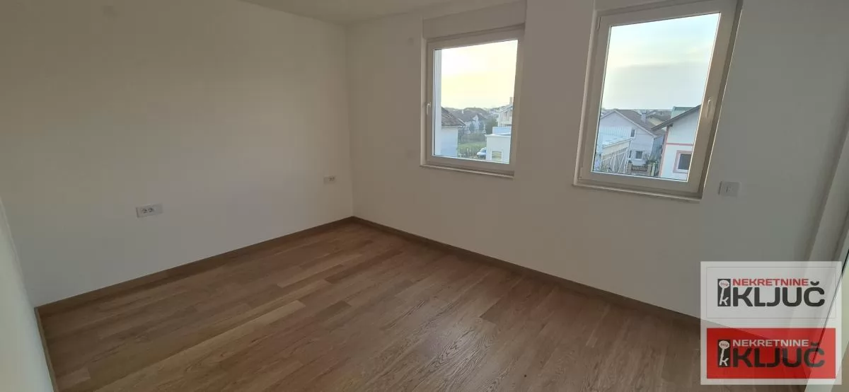 VETERNIČKA RAMPA, Četvorosoban, 98m2+15m2 terasa, Nov može Kredit 10