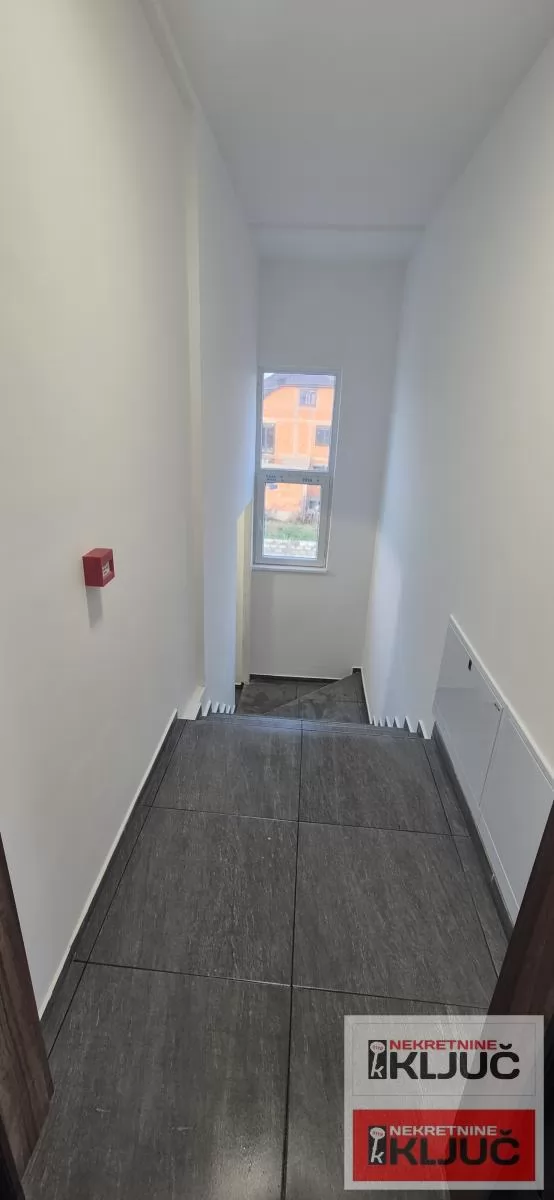 VETERNIČKA RAMPA, Četvorosoban, 98m2+15m2 terasa, Nov može Kredit 20