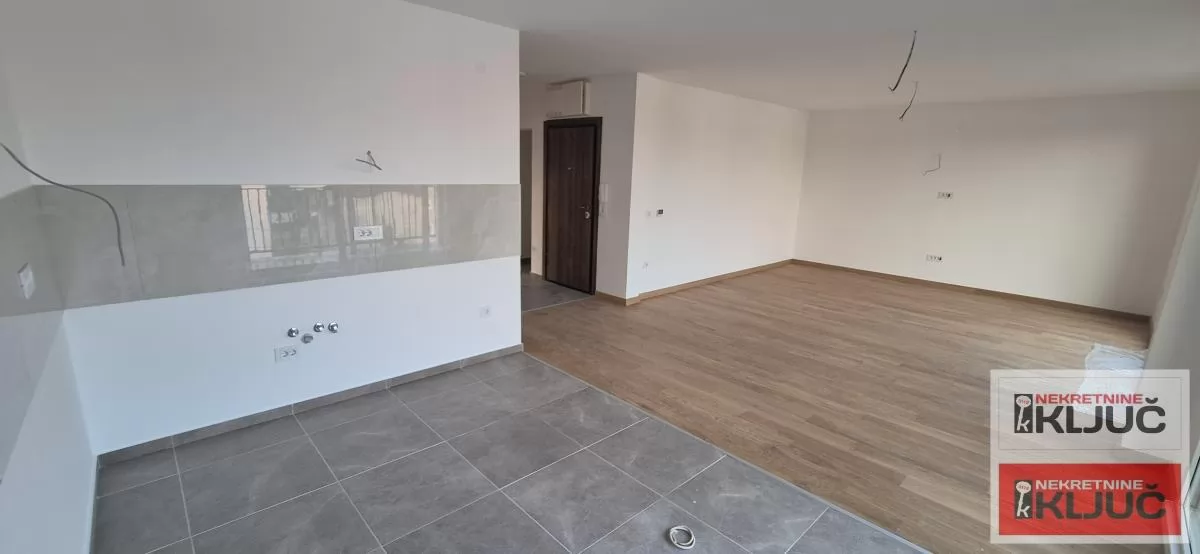 VETERNIČKA RAMPA, Četvorosoban, 98m2+15m2 terasa, Nov može Kredit 5