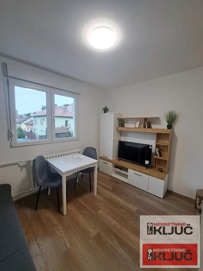 ŽELEZNIČKA STANICA, 16m2, Garsonjera, Nameštena 3