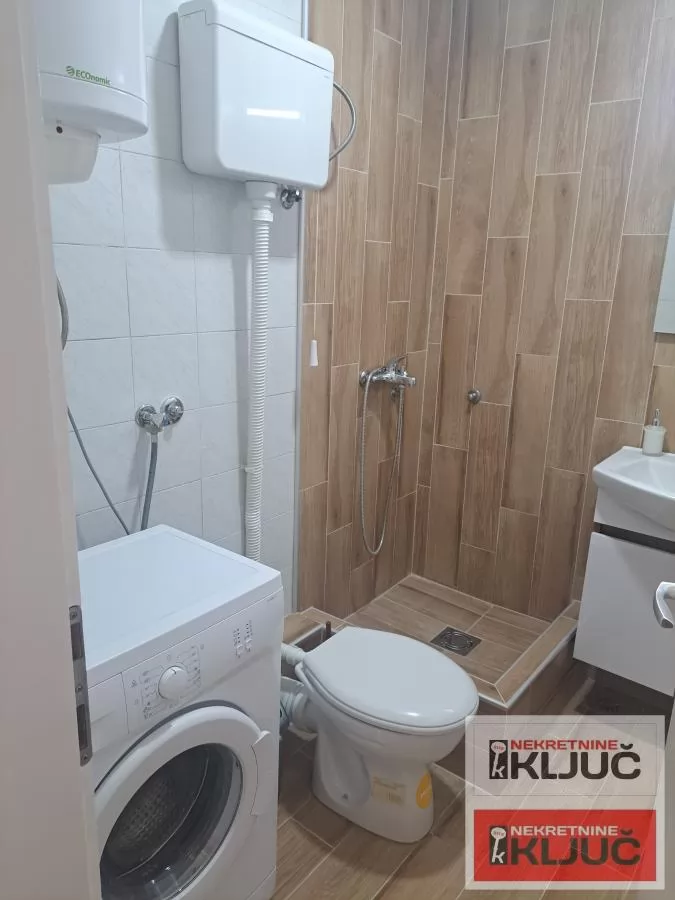 ŽELEZNIČKA STANICA, 16m2, Garsonjera, Nameštena 8