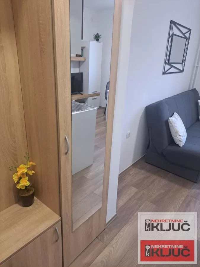 ŽELEZNIČKA STANICA, 16m2, Garsonjera, Nameštena 9