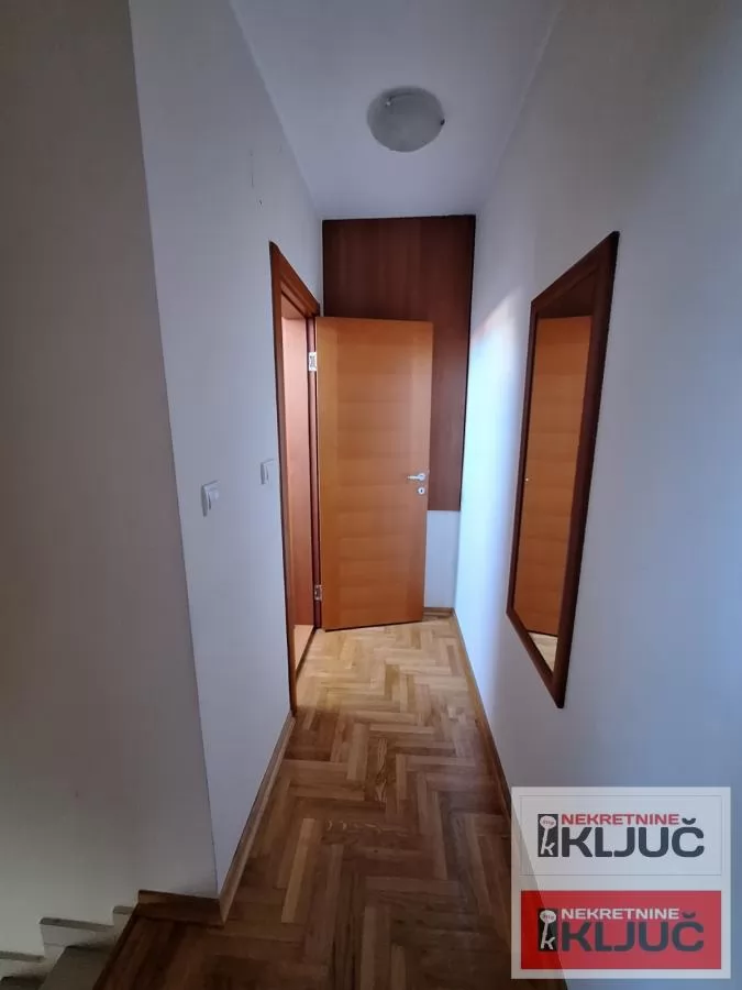 GRBAVICA, 37m2, Dvosoban-Duplex, Namešten, Lasla Gala 14