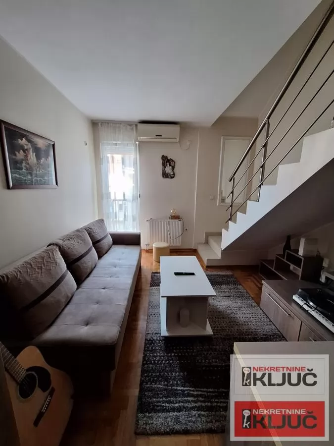 GRBAVICA, 37m2, Dvosoban-Duplex, Namešten, Lasla Gala 2