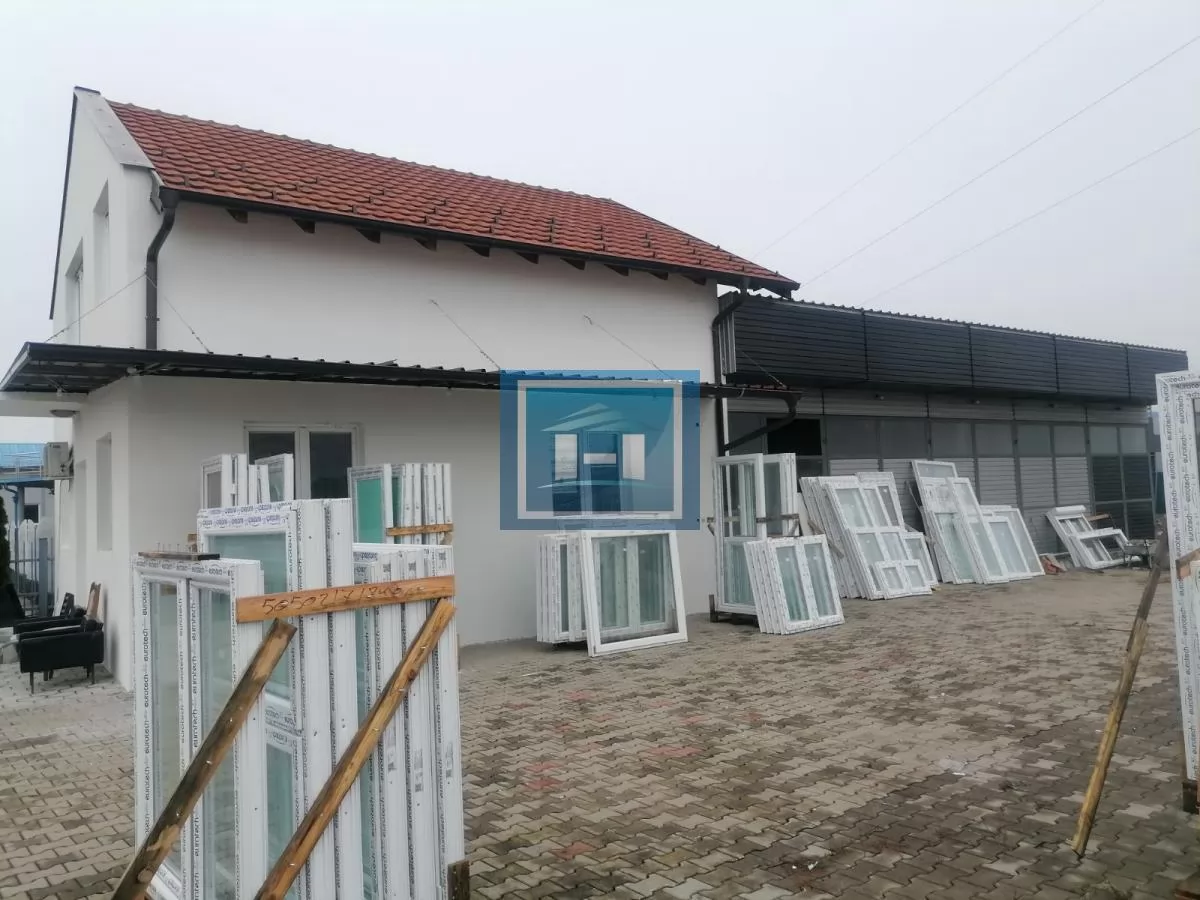 IZDAJE SE POSLOVNO–SKLADIŠNI OBJEKAT – 3