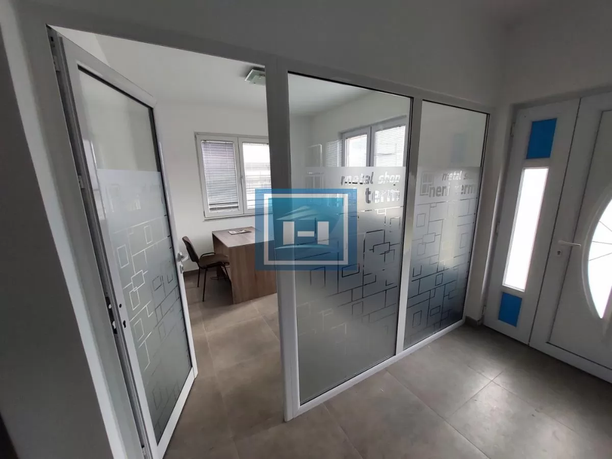 IZDAJE SE POSLOVNO–SKLADIŠNI OBJEKAT – 9