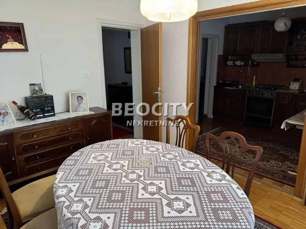 Petosobna kuća, 340 m2, Grocka, Doce Markovića ID: 102780 1