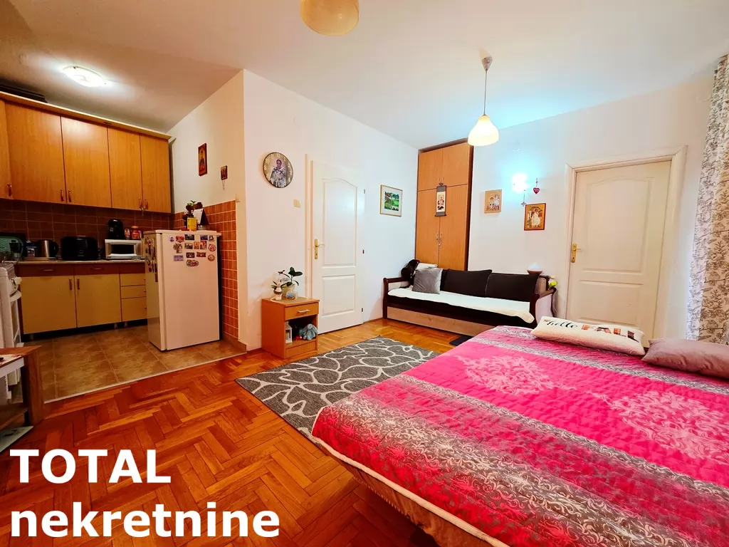 Stan,NOVI SAD,BULEVAR EVROPE,kv: 43.00, € 130000, ID: 1101666 3