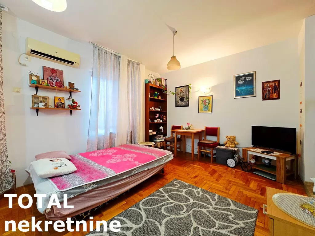 Stan,NOVI SAD,BULEVAR EVROPE,kv: 43.00, € 130000, ID: 1101666 5