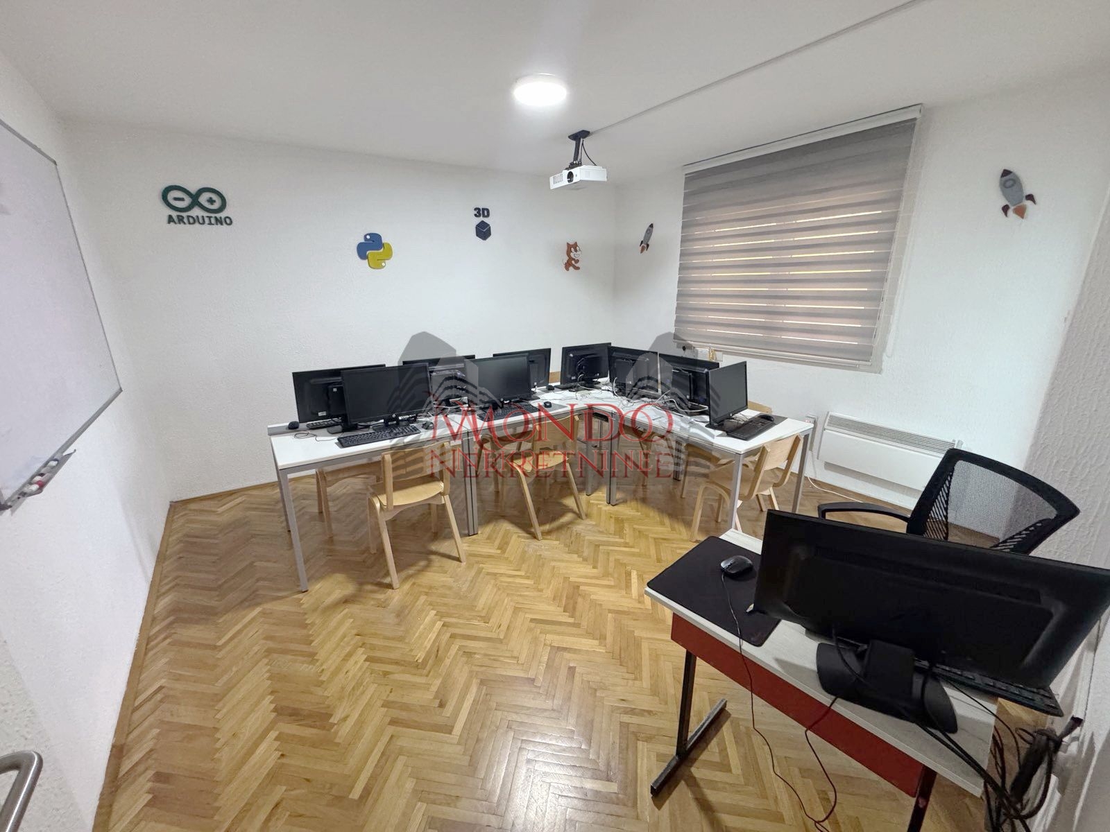 Dvosoban stan u samom centru grada kod hotela Ambasador 5