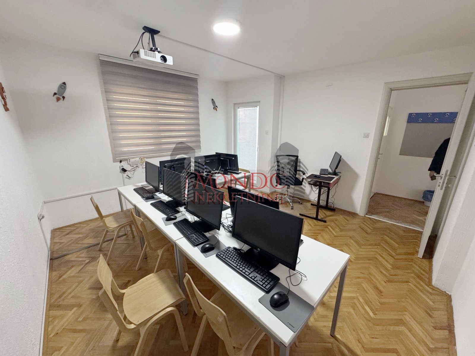 Dvosoban stan u samom centru grada kod hotela Ambasador 6