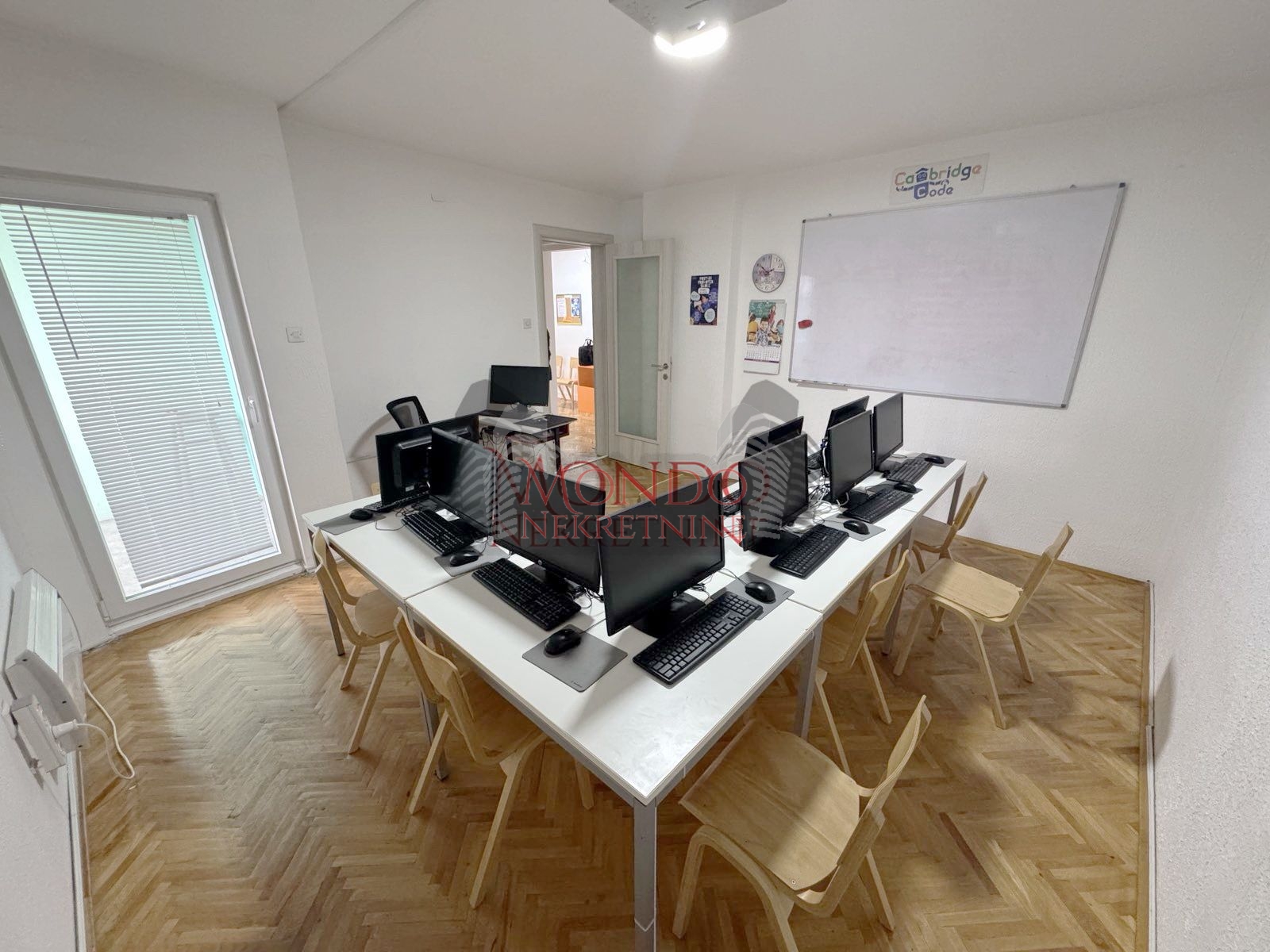 Dvosoban stan u samom centru grada kod hotela Ambasador 7