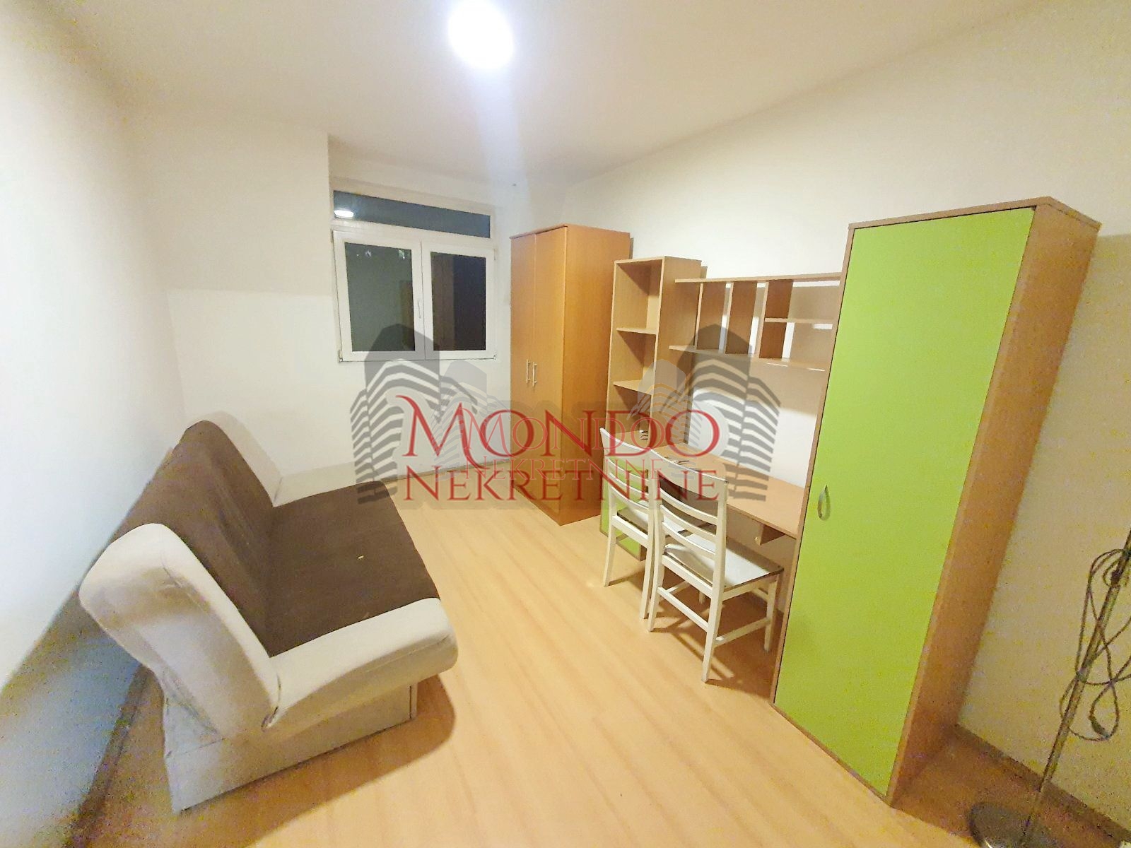 Dvosoban stan kod fakulteta Zaštite na radu 2