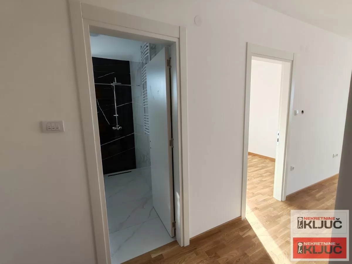 TELEP, 38m2, Jednoiposoban, Nov 5