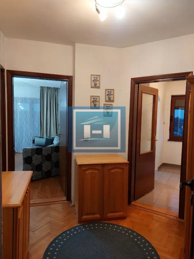 Izdajemo opremljen stan na odličnoj lokaciji! 1