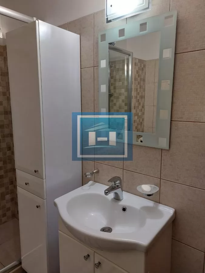 Izdajemo opremljen stan na odličnoj lokaciji! 14