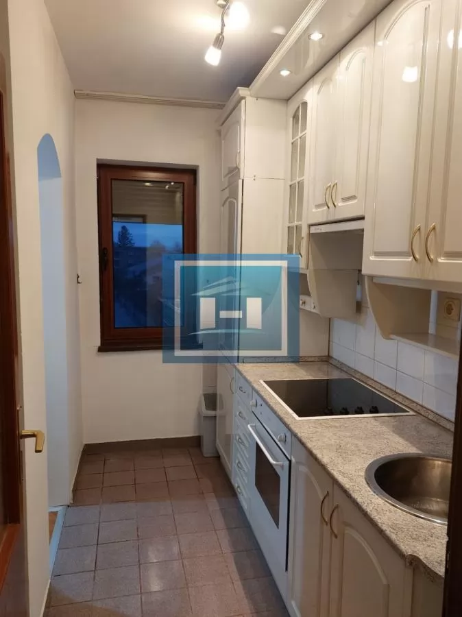 Izdajemo opremljen stan na odličnoj lokaciji! 5