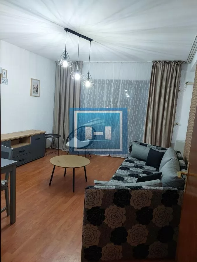 Izdajemo opremljen stan na odličnoj lokaciji! 7