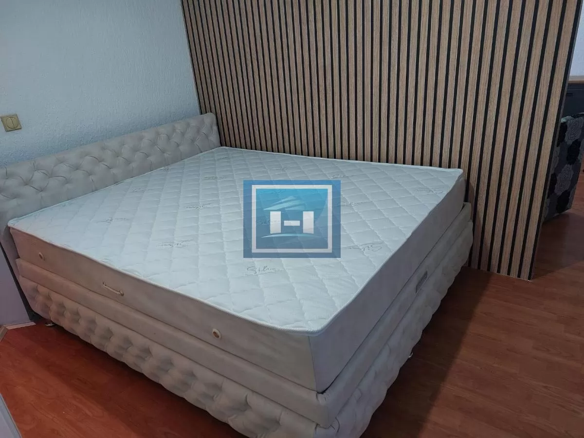 Izdajemo opremljen stan na odličnoj lokaciji! 8