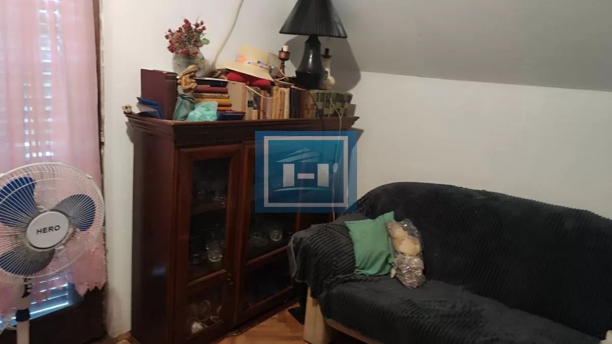 Kuća u okolini Jagodine na dva nivoa odmah useljiva sa svim priključcima 21