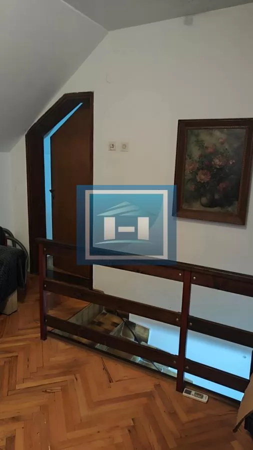 Kuća u okolini Jagodine na dva nivoa odmah useljiva sa svim priključcima 34